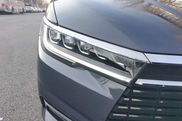 Used BYD Qin New Energy 2019 High-Range Deluxe Model
