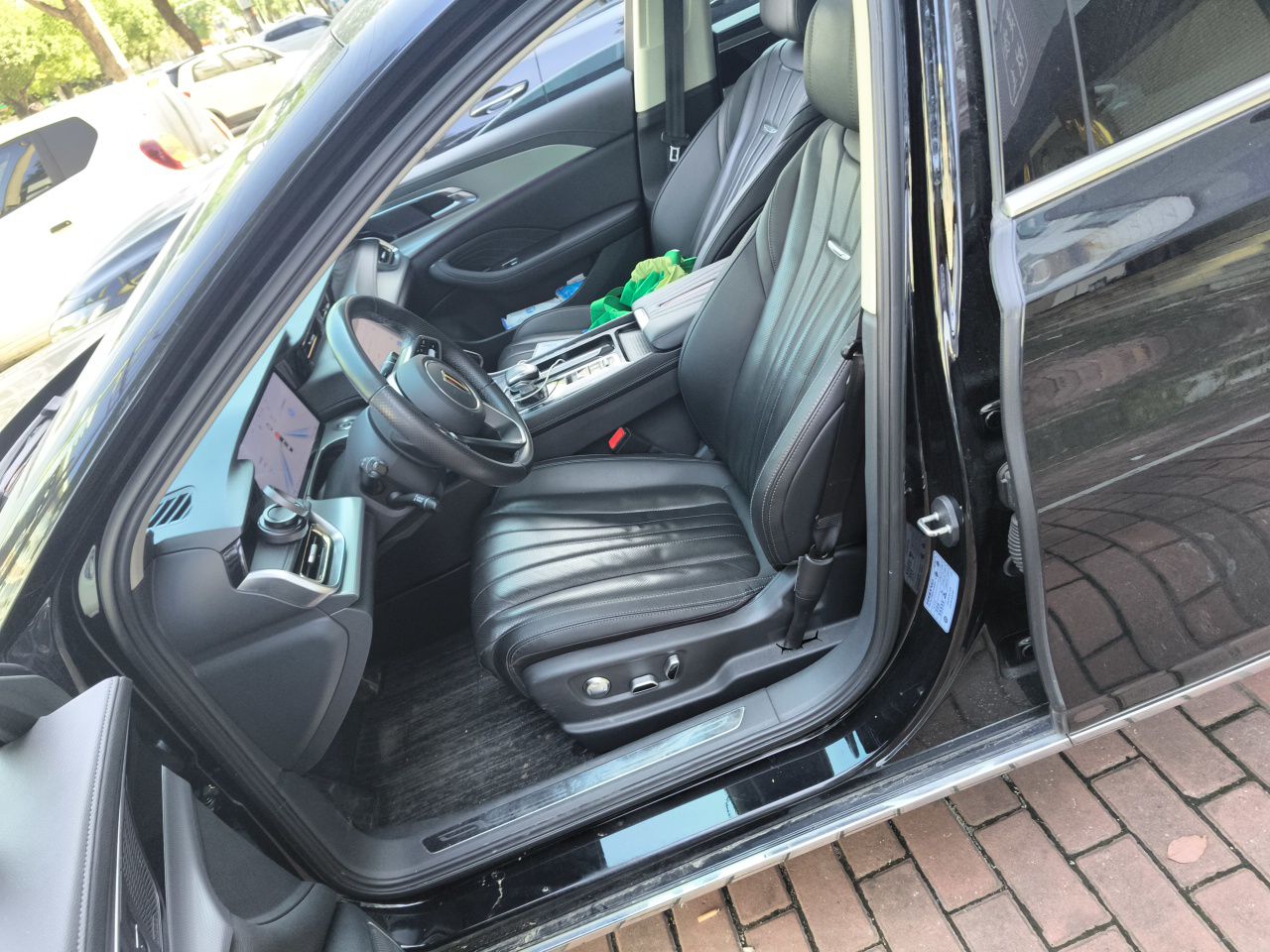 Hongqi H5 2023 2.0T Automatic Smart Connect Flagship Edition - Chinese Trim Chang — снимка 15