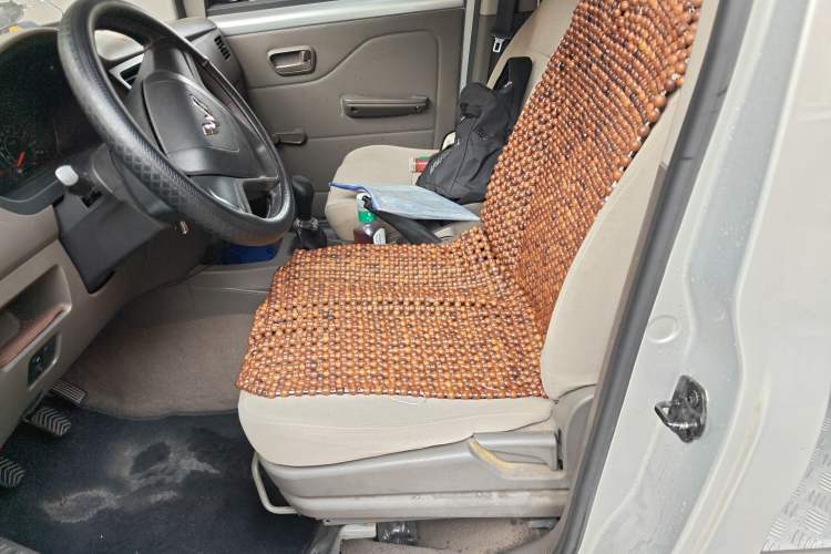 Used Wuling Rongguang V 2018 1.5L Practical Version Left Front Seat