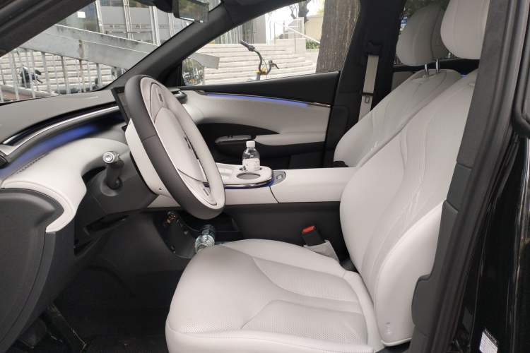 Used XPeng G7 2025 Model—602 Long Range Max Left Front Seat