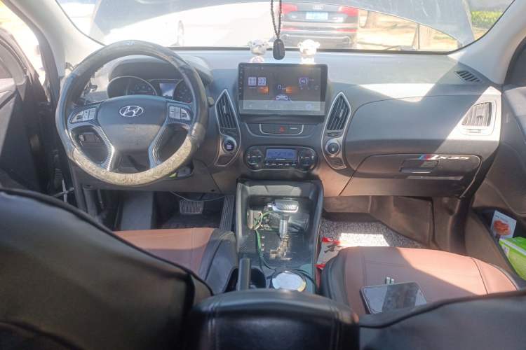Used Hyundai ix35 2015 2.0L Automatic 2WD Smart Type China IV