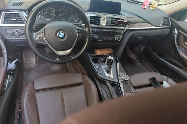 Used BMW 3 Series 2019 320Li Fashion Model
