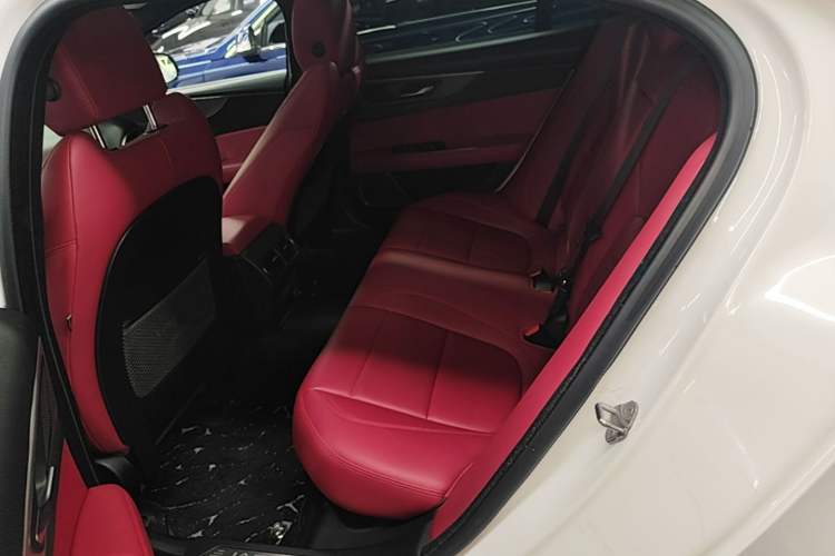 Used Jaguar XEL 2020 2.0T 200 PS R-DYNAMIC S Advanced Sport Edition