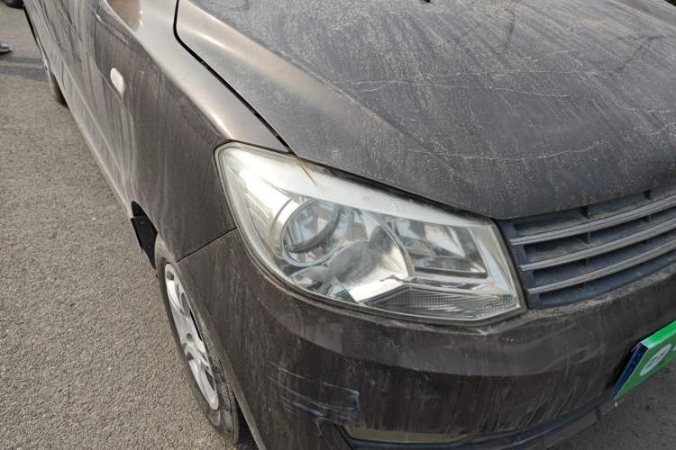 Used Dongfeng Fengon 330 2014 1.5L Manual Utility Version DK15 Right Front Headlight