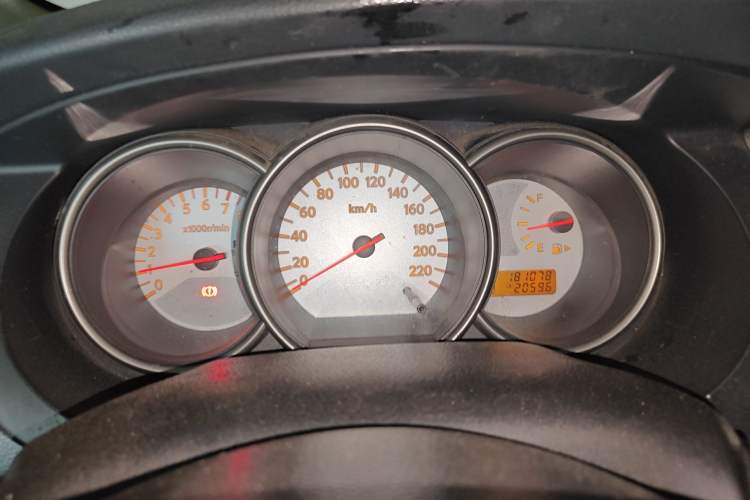 Used Nissan Livina 2010 JINRUI Edition 1.6L Automatic Standard Model Instrument Cluster