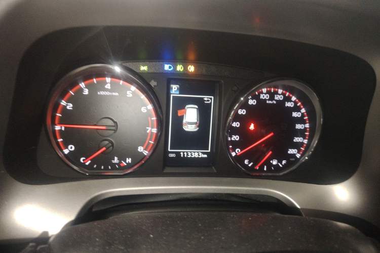 Used Toyota RAV4 2016 2.0L CVT Two-Wheel Drive Smart Edition China V Standard
