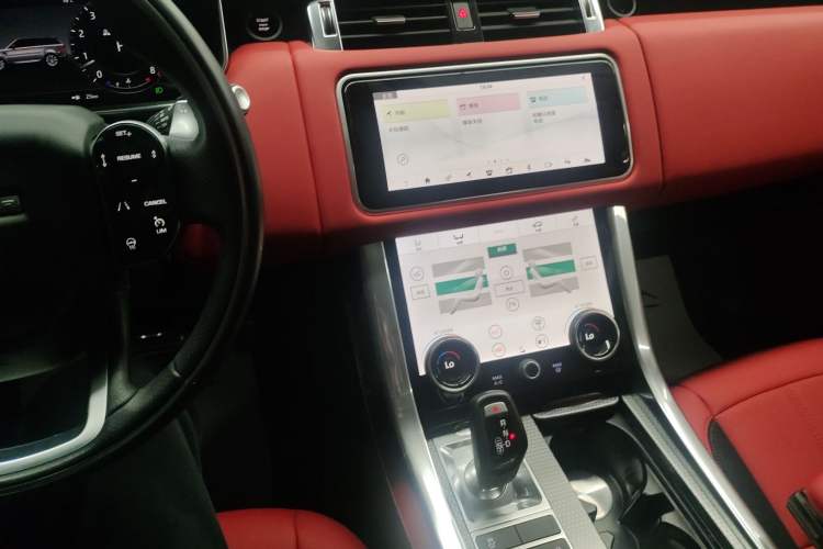 Used Land Rover Range Sport 2021 3.0 L6 YAO Black Edition Audio And AC Panel
