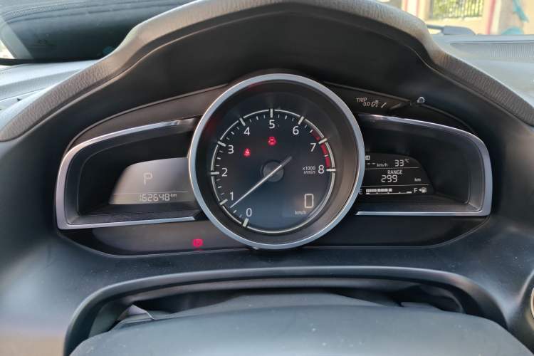 Used Mazda 3 Axela 2017 Hatchback 2.0L Automatic Sport Model China V Emission Standard Instrument Cluster