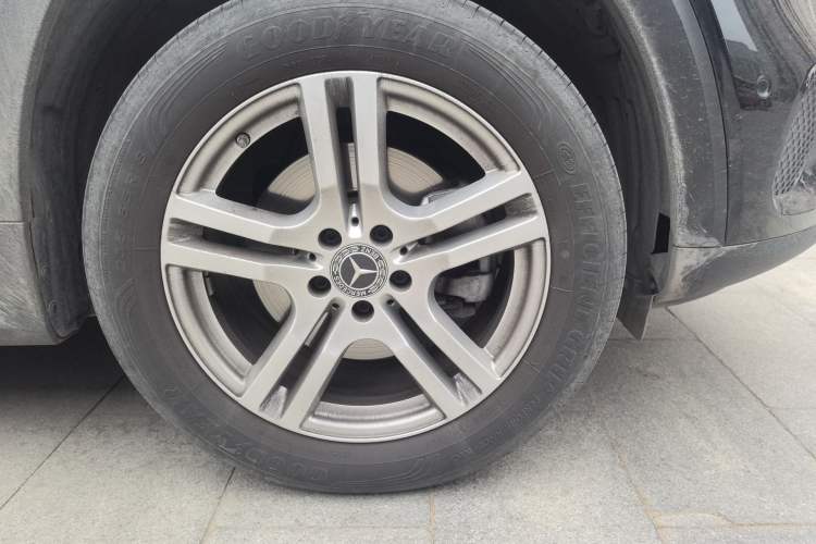 Used Mercedes-Benz GLB 2023 GLB 200 Fashion Model Right Front Wheel Hub