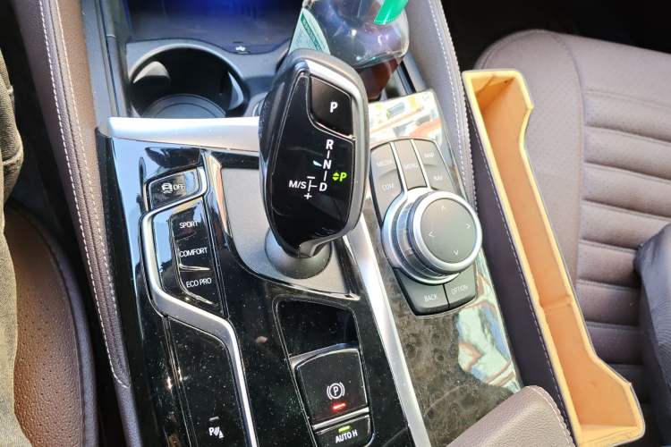 Used BMW 5 Series 2022 Restyled 525Li Luxury Package