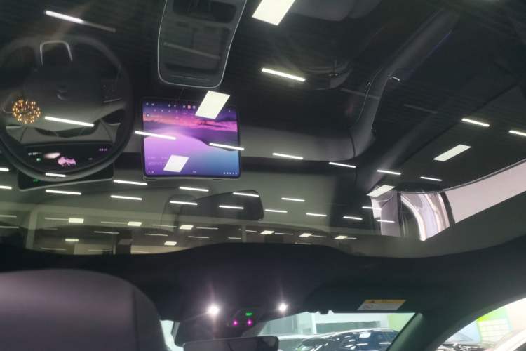 Used Nio ET5T 2025 75 kWh Touring Headliner