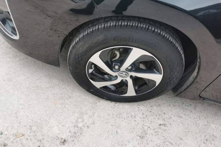 Used Toyota Levin 2017 Revised 185T CVT Elite Edition China V Standard Left Front Wheel Hub