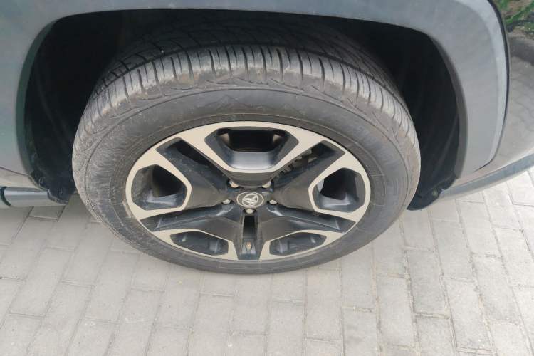 Used Toyota RAV4 2020 2.0L CVT Two-Wheel Drive Prestige Edition