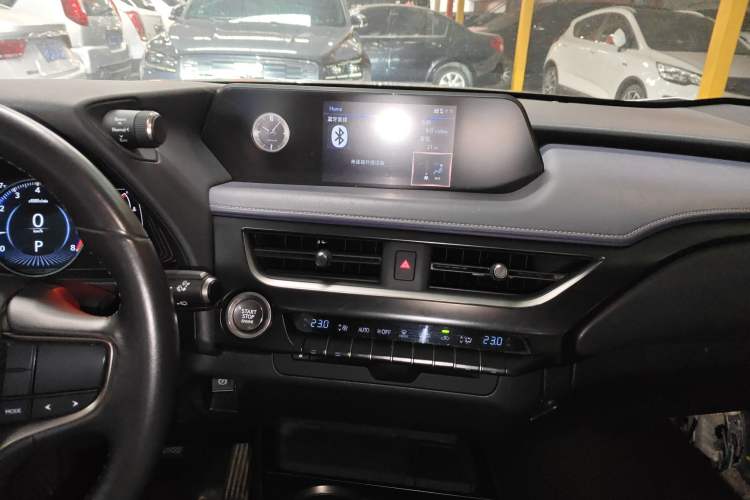 Used Lexus UX 2020 200 Special Edition Audio And AC Panel