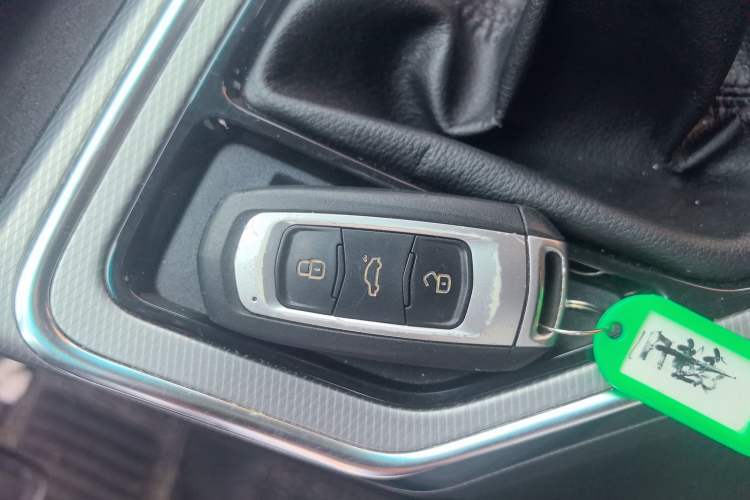 Used Geely Auto Emgrand GL 2018 1.4T Manual Elite Smart Connectivity Version