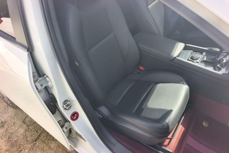 Used Mazda 3 Axela 2023 2.0L Automatic Zhiqing Edition