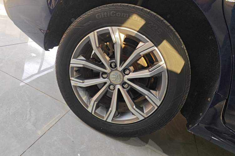 Used BYD Song MAX 2019 1.5T Automatic Smart Connect Ruiyi Sunroof Version 6 Seats China VI Standard