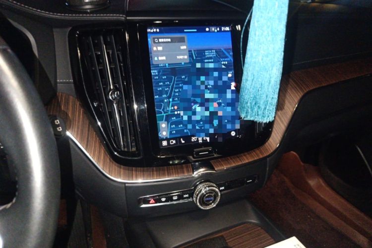 Used Volvo XC60 2022 B5 4x4 Smart Luxury Edition