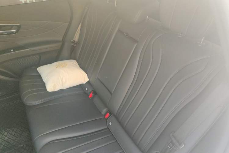 Used Chery Tiggo 8 2026 Model, 5th Generation Tiger Model, Kunpeng 1.6T Automatic Luxury Version