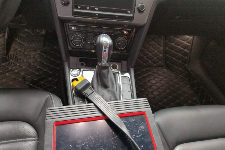 Used Volkswagen Lamando 2017 280TSI DSG Luxury Edition
