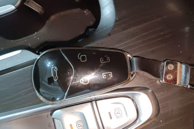 Used VOYAH Dream 2024 PHEV Ultra-Long Range Flagship Edition
