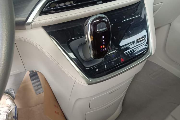 Used Buick GL8 2022 ES Landtrek 653T Comfort Edition
