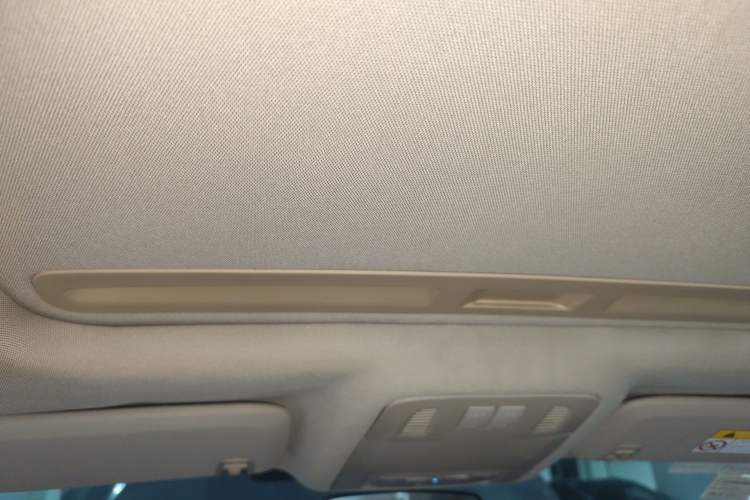 Used Buick Regal 2014 2.0L Leading Fashion Edition Headliner