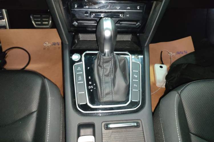 Used Volkswagen FAW-Volkswagen CC 2023 380TSI Striking Edition
