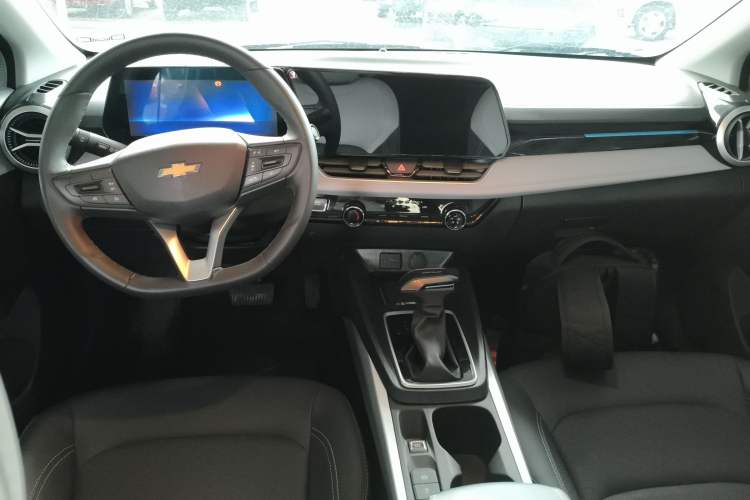 Used Chevrolet Monza 2024 1.5L Dual-Clutch Enjoyment Edition Center Console