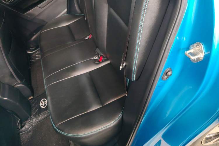 Used Toyota Levin 2017 Revised 185T CVT Elite Edition China V Standard Left Rear Seat