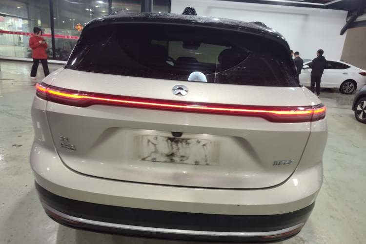 Used Nio ES6 2023 75 kWh
