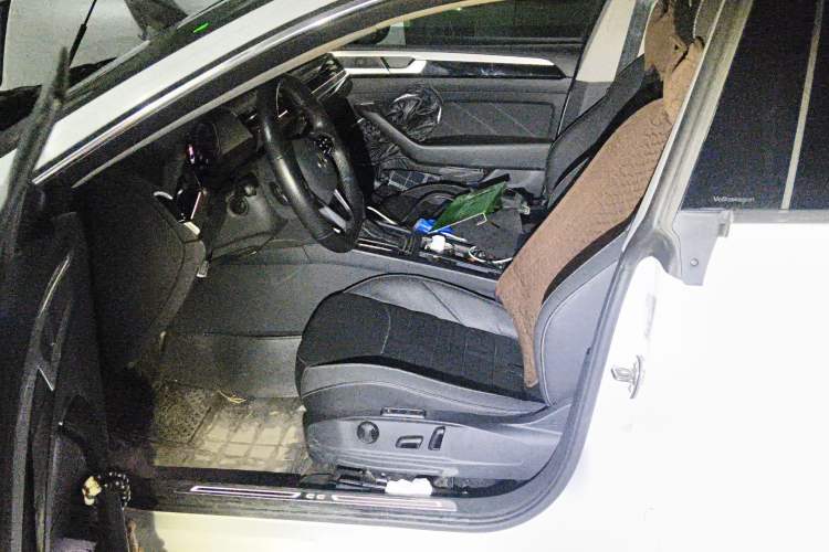 Used Volkswagen FAW-Volkswagen CC 2021 380TSI Striking Edition
