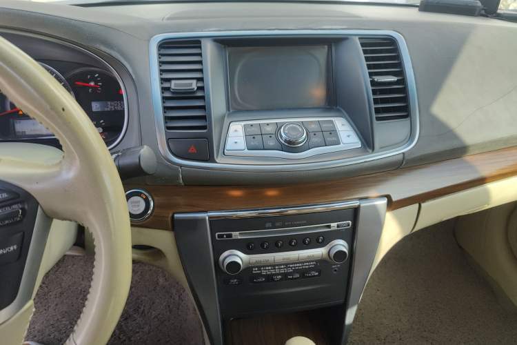 Used Nissan Teana 2011 2.5L XL Advanced Edition
