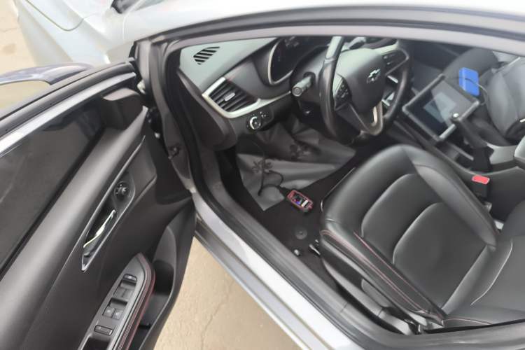 Used Chevrolet Monza 2019 RS 330T Automatic Comfort Edition China VI Standard Driver Seat