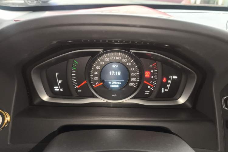 Used Volvo XC60 2017 T5 AWD Smart Upgrade Model