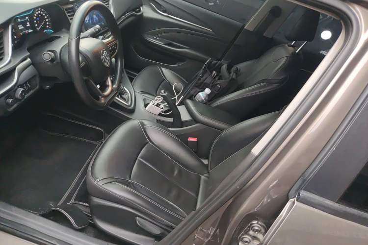 Used Buick GT 2015 15N Automatic Deluxe Edition