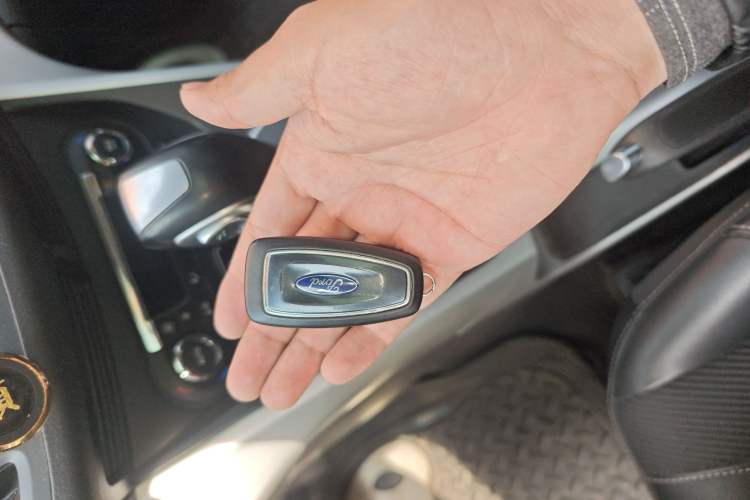 Used Ford Kuga 2015 1.5L GTDi Two-Wheel Drive Fashion Edition