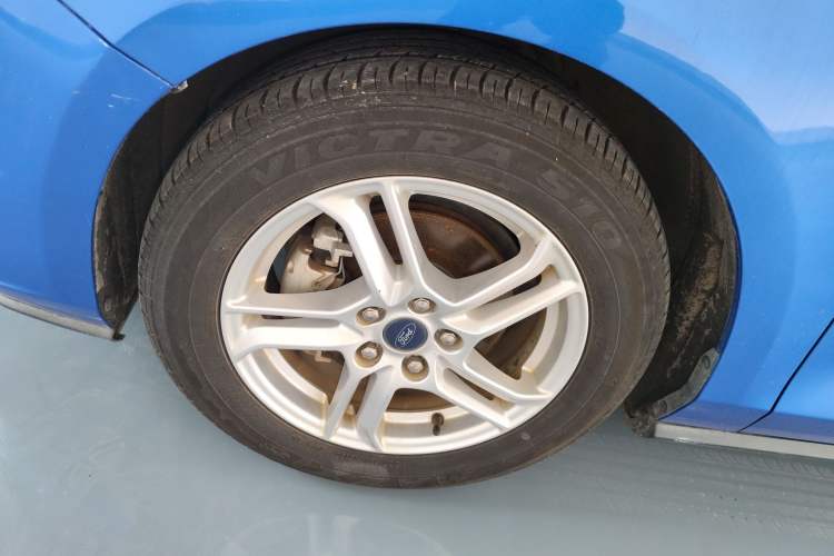 Used Ford Focus 2019 Sedan 1.5L Automatic FENGYUE Model China V Standard