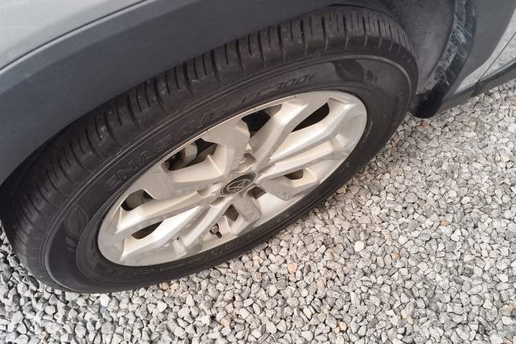 Used Toyota FRONTLANDER 2023 2.0L Smart Electric Hybrid Dual-Engine Leading Edition Left Front Wheel Hub