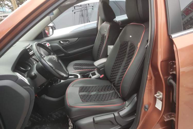 Used Nissan X-Trail 2015 2.0L CVT Comfort MAX Edition 2WD Left Front Seat