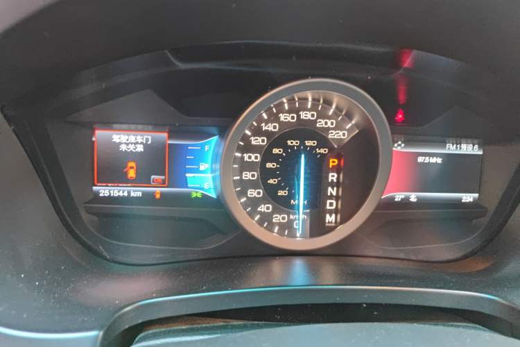 Used Ford Explorer 2013 3.5L Deluxe Model