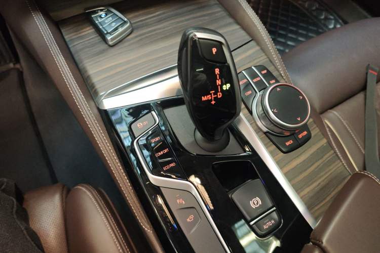 Used BMW 5 Series 2020 530Li Executive Luxury Package
