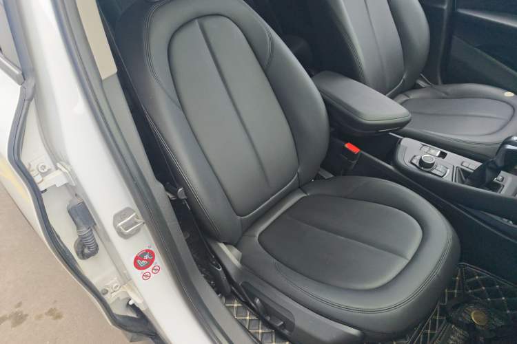 Used BMW X1 2016 sDrive18Li Fashion Model Right Front Seat