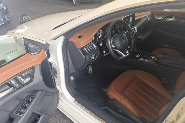 Used Mercedes-Benz CLS 2017 CLS 320 Elegant Edition Driver Seat
