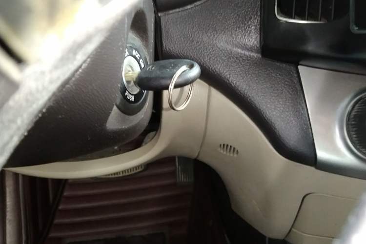 Used Hyundai Celesta 2011 1.6L Automatic Comfort Edition Vehicle Key