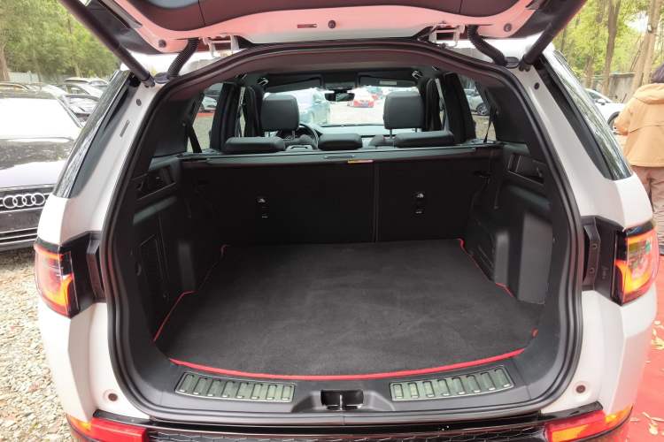 Used Land Rover Discovery Sport 2020 249 PS R-Dynamic Performance Edition