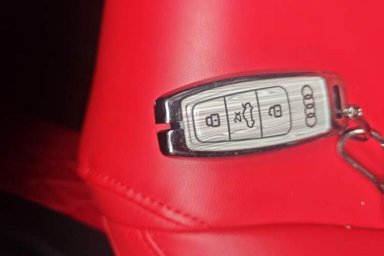 Used Audi A6L New Energy 2020 55 TFSI e quattro Vehicle Key