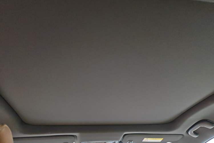 Used Buick LaCrosse 2019 28T Prestige Model Headliner