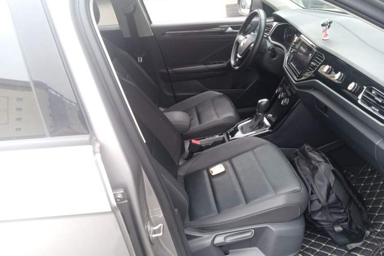 Used Volkswagen T-ROC 2020 280TSI DSG Two-Wheel Drive Comfort Version