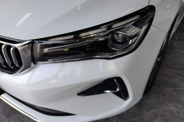 Used Geely Auto Emgrand 2025 4th Generation 1.5L CVT Luxury Version Left Front Headlight